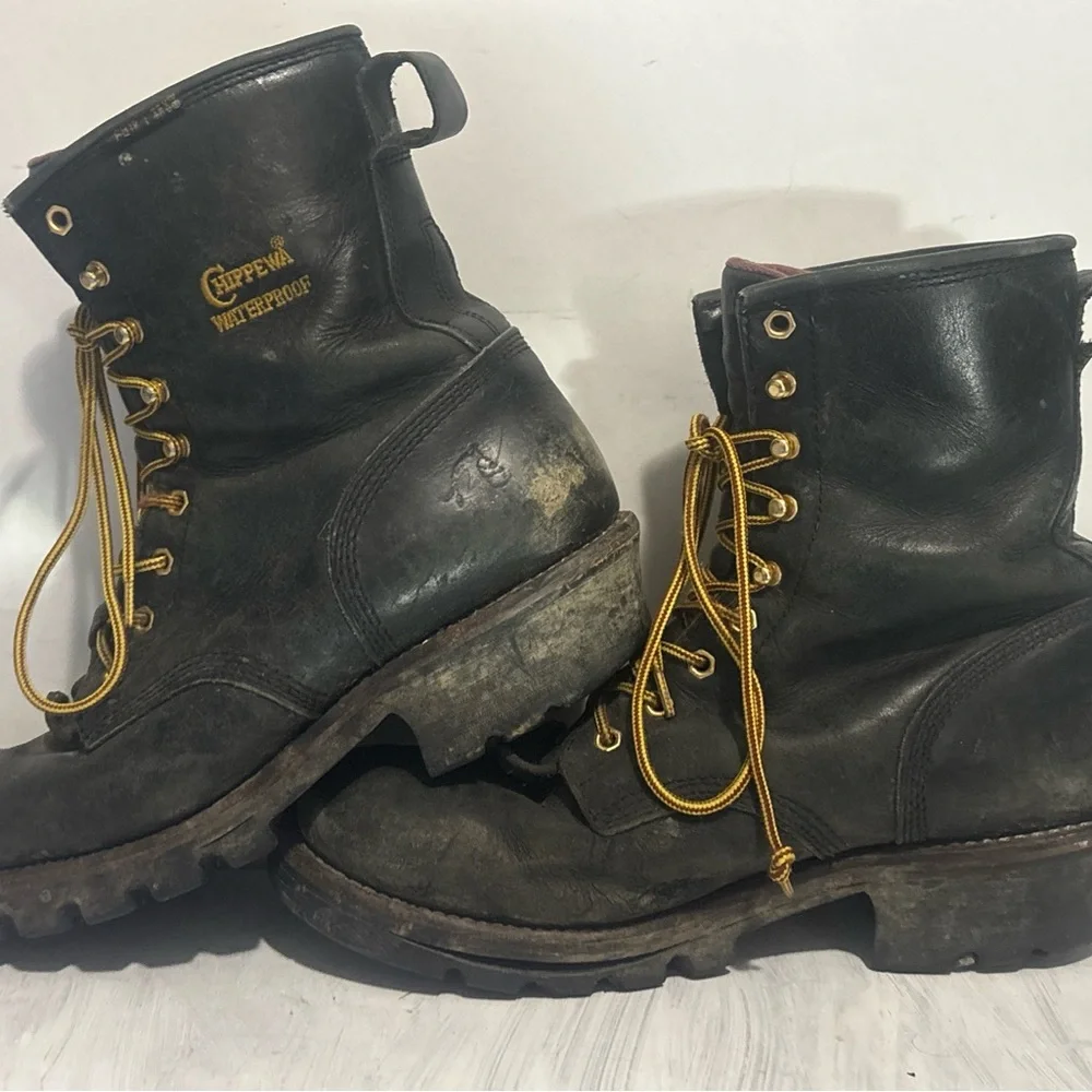 Chippewa Mens 9.5 Black Paladin Logger Boots Leather‎ Waterproof 73050 Vibram